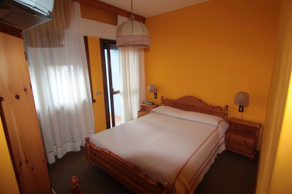 Albergo Trieste Tambre dʼAlpago Quarto foto